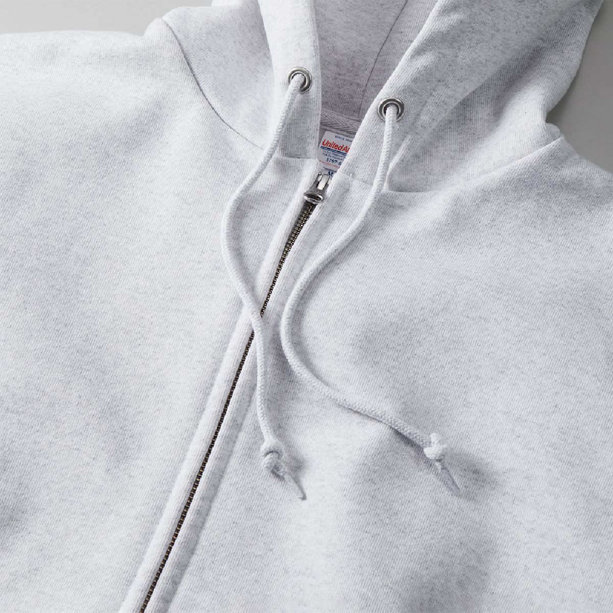 Food string is the same color, and the tip is chip processed