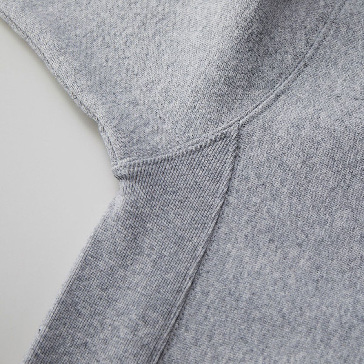 The fabric of the body is stealed and the side panel is the side panel specification