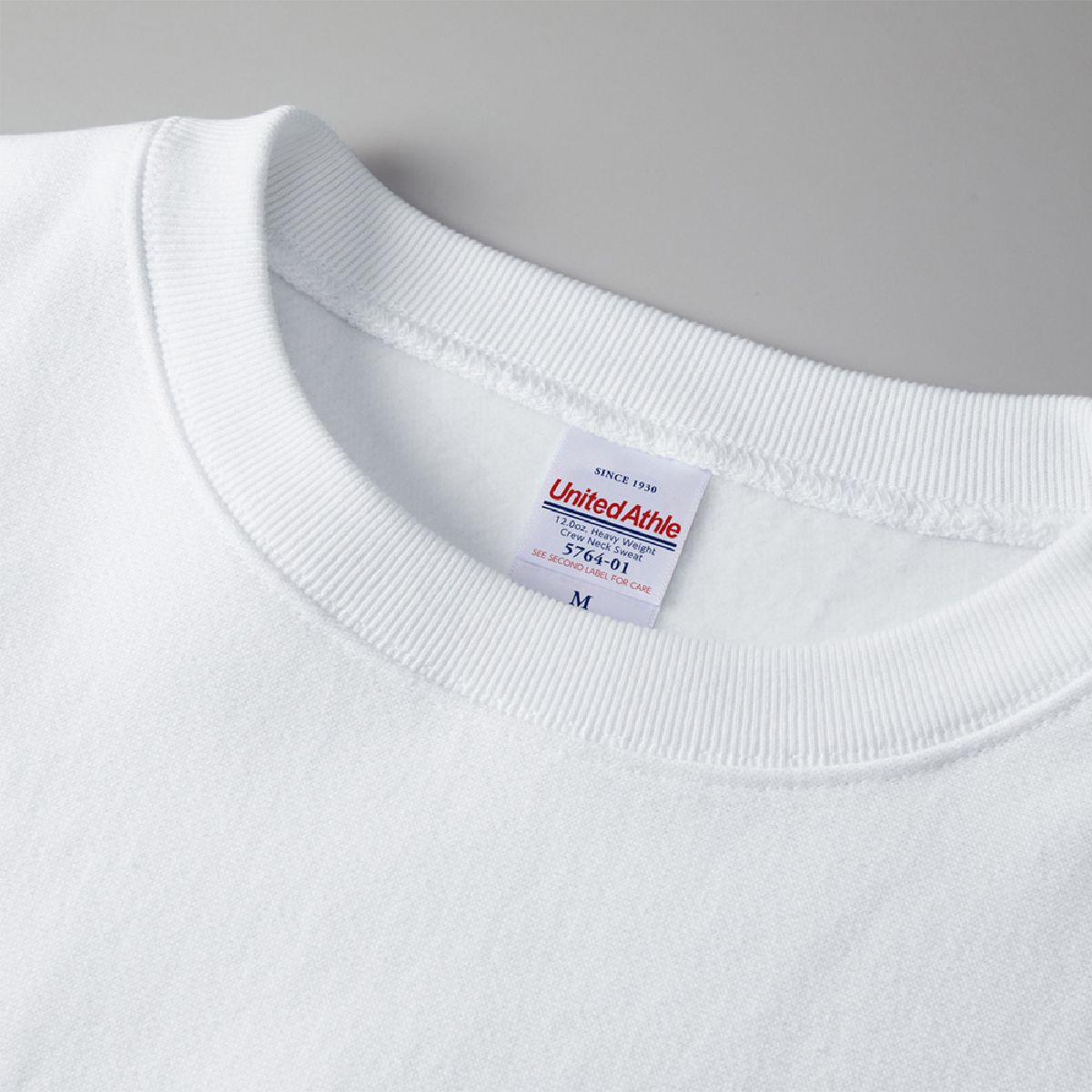 The neck rib is durable double stitch