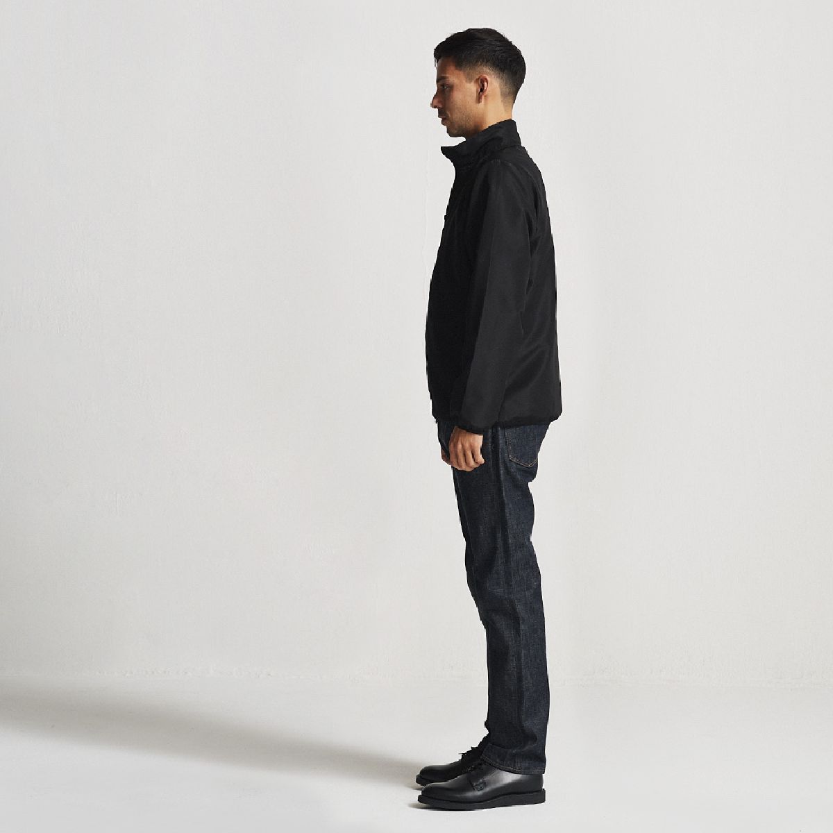 United Athle 7061-01 Micro Ripstop Staff Jacket 9 Height 182cm L size side silhouette