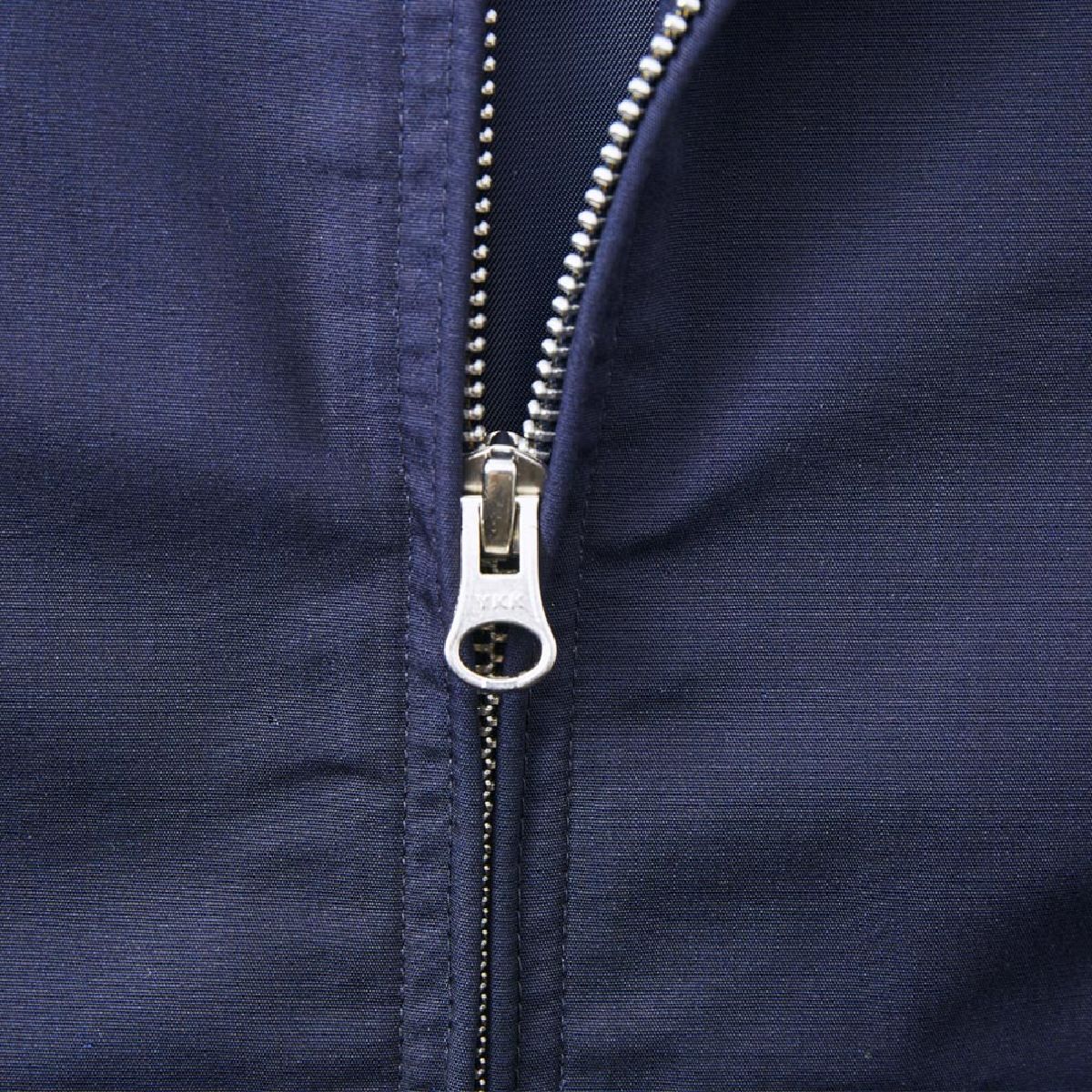 United Athle 7078-01 Works Classic Swing Top Jacket 17 The zipper is a single slider made by YKK