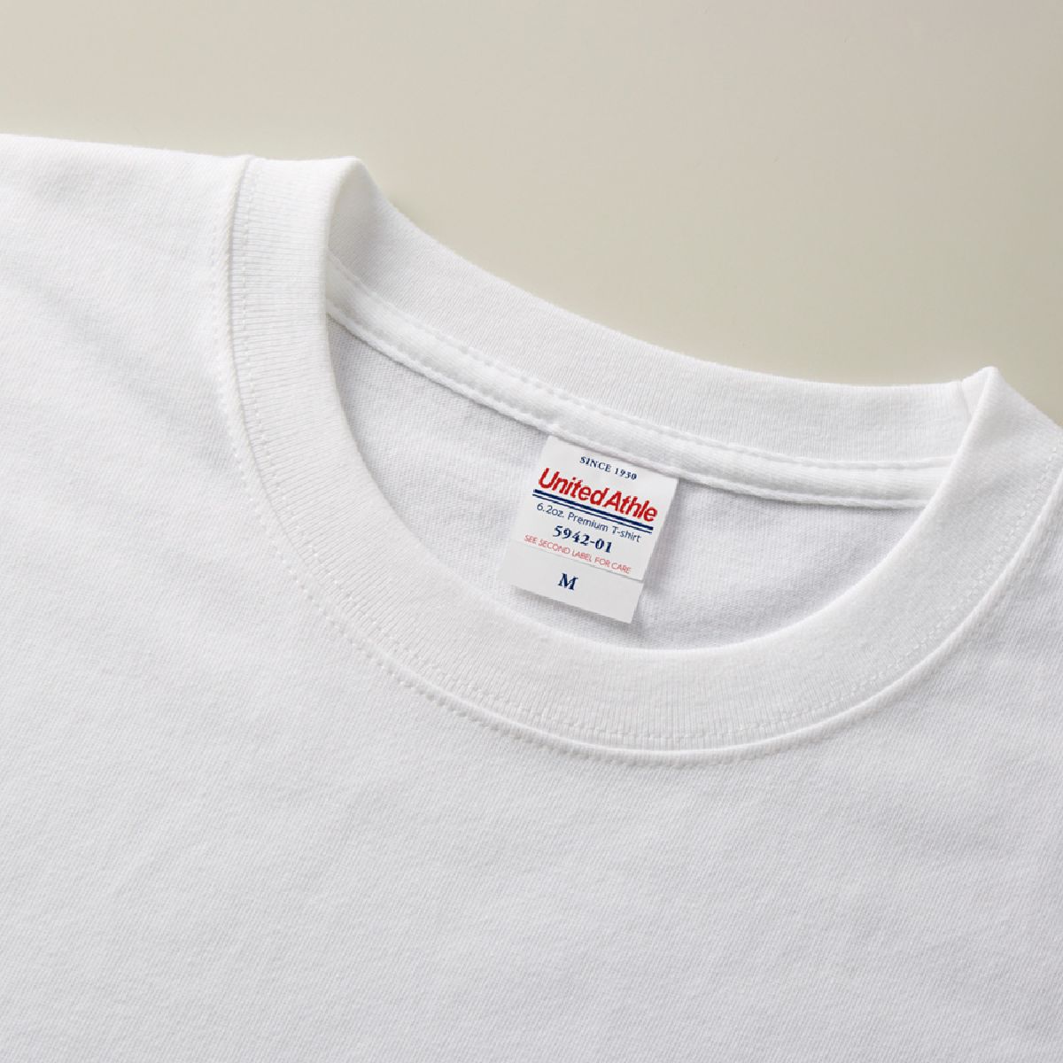 The neck rib is durable double stitch