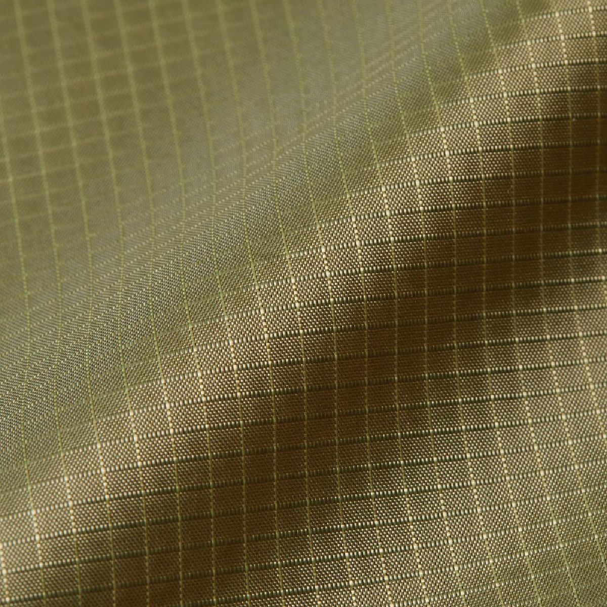 Thin yet firm and durable ripstop fabric