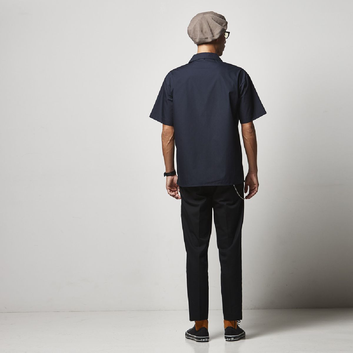 Height 182cm, Size L, Back silhouette