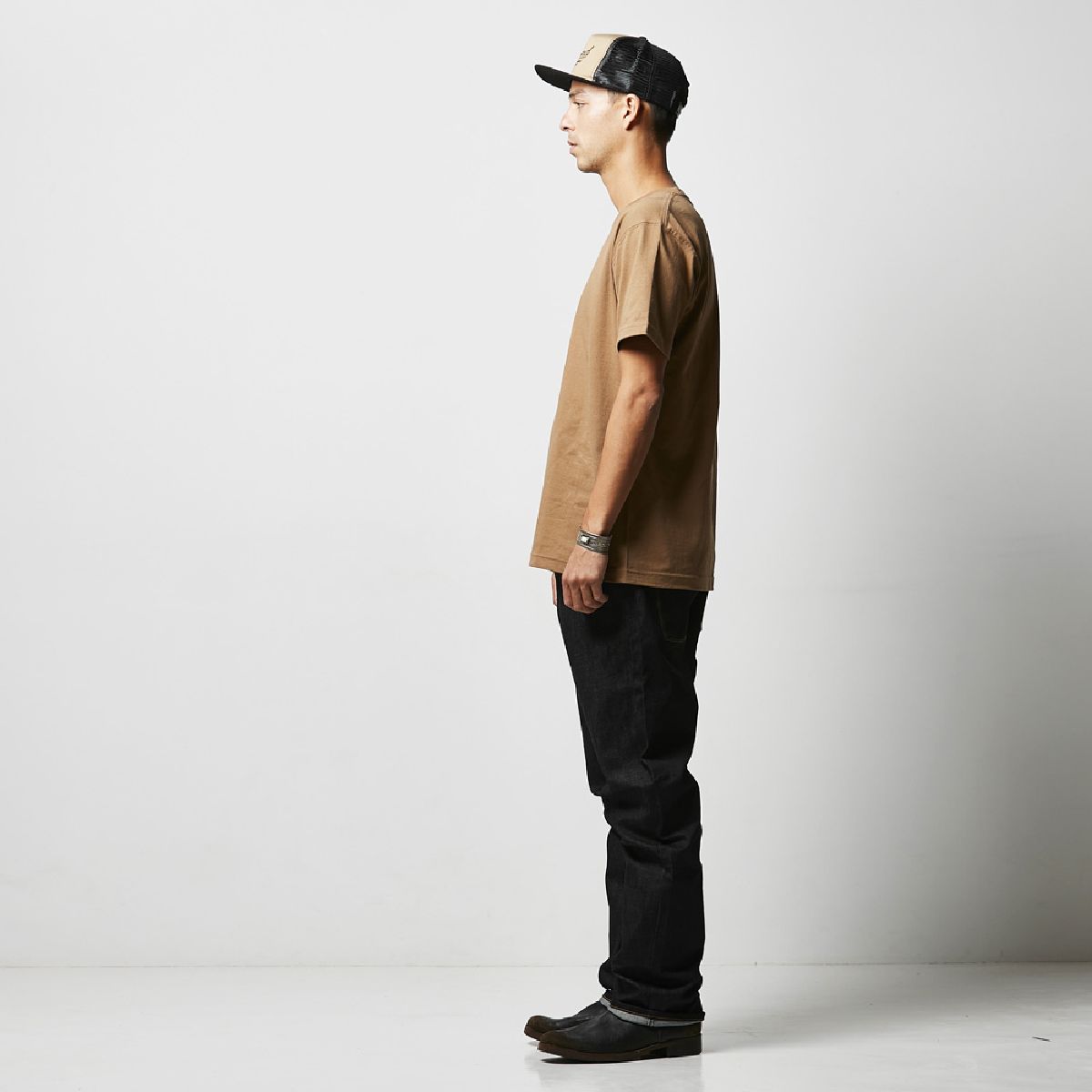 Height 182cm XL Size Side Silhouette