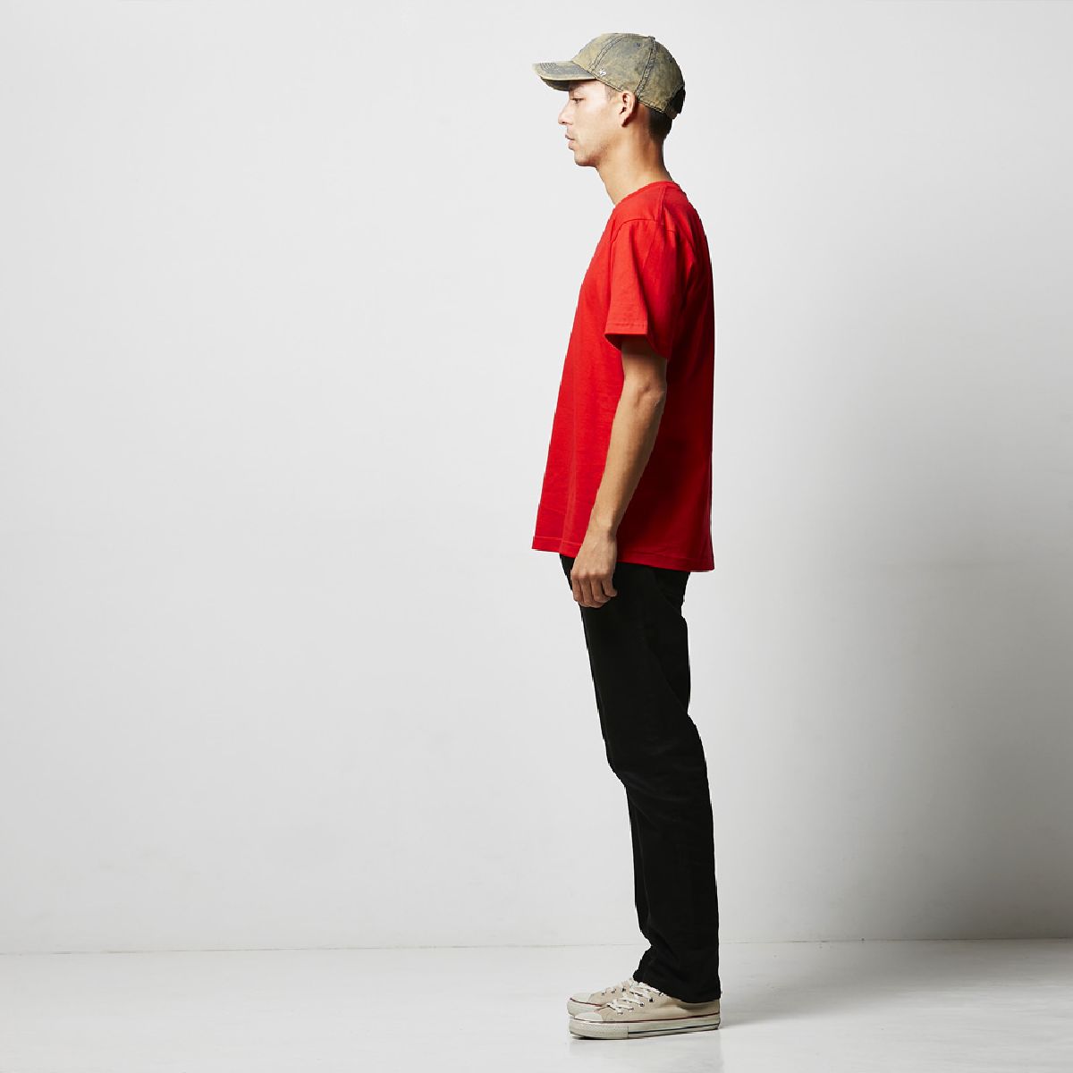 Height 182cm, Size L, Side silhouette