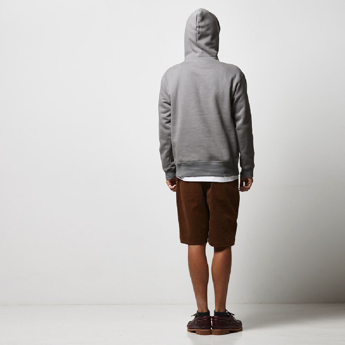 Height 182cm, Size L, Back silhouette (with hood up)