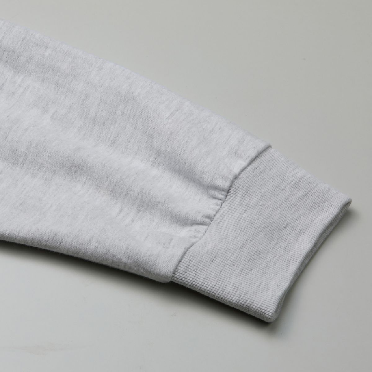 The cuffs feature a longer 2.1-inch wide ribbed design.