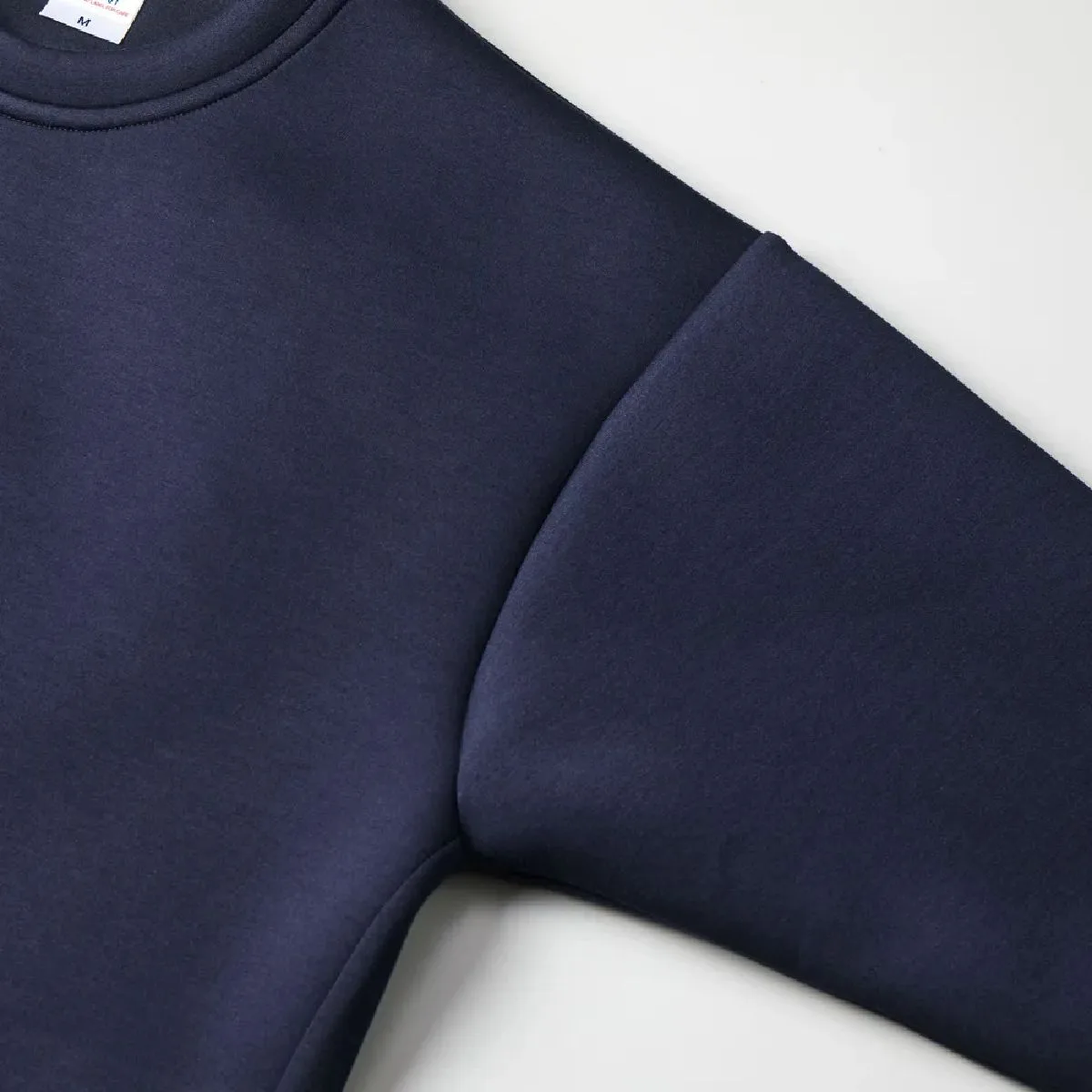 The sleeves are set-in style.